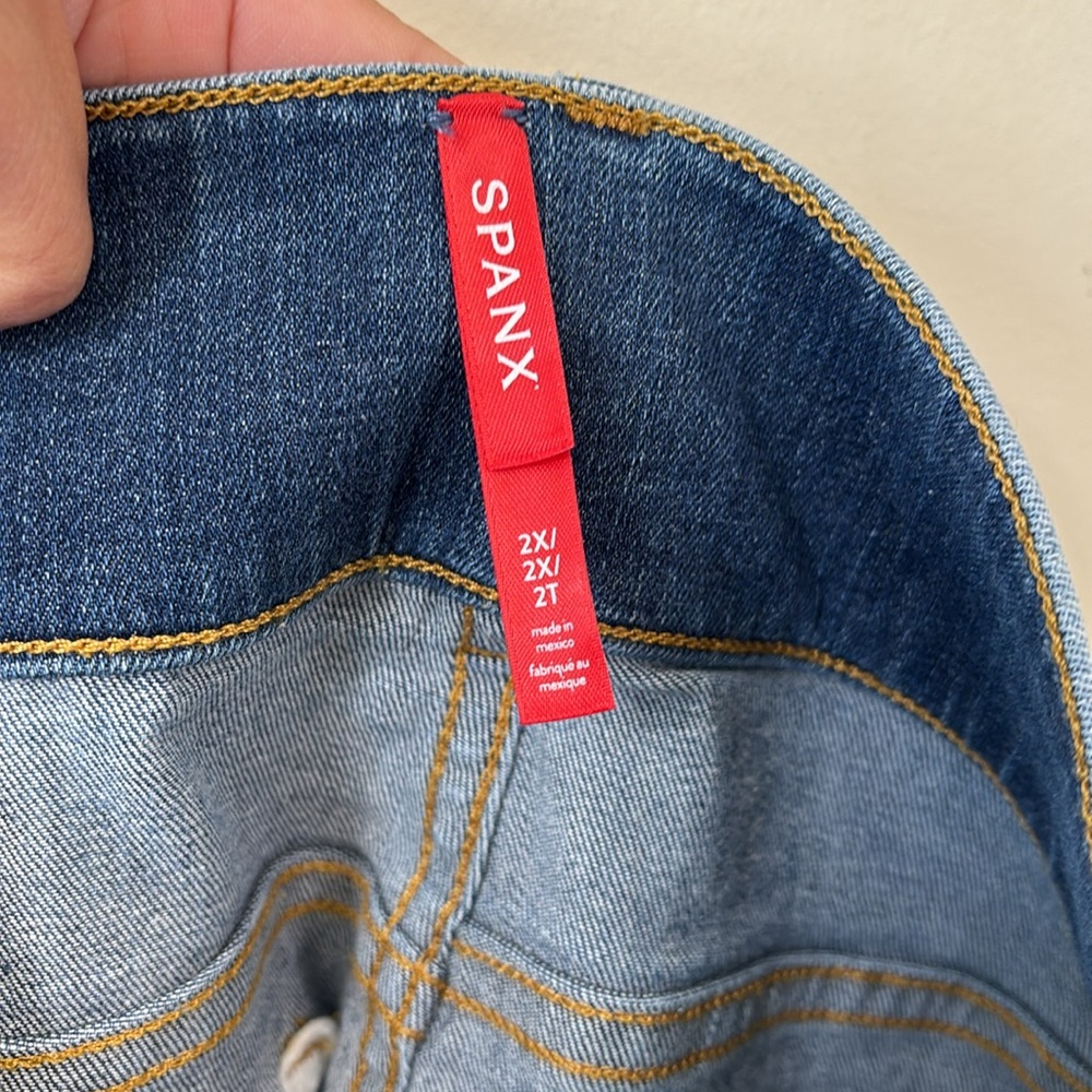 SPANX Shape EveryWear Flare Jeans Vintage Indigo Size 2X - Picture 10 of 11